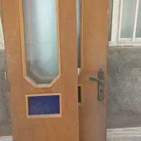 فروش کف پهن با درِ چوبی
