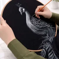 نقاشی روی پارچه و لباس