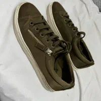 کتونی استرادیواریوس سایز ۳۸