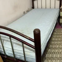 تخت فلزی باتشک ۴تومن