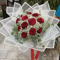 دسته گل و گل های آپارتمانی
