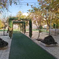 سرایدار برای باغ تالار