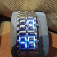 ساعت تمام استیل چراغ دار