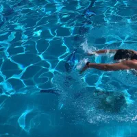 آموزش شنا بانوان