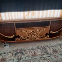 میز تلویزیون طلایی