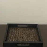 سینی چوبی شیک و‌زیبااندازه ۲۷ سانتیمترفیبر نیست