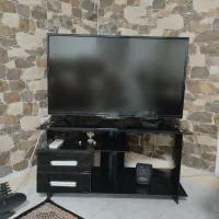 میز تلویزیون کاملا سالم