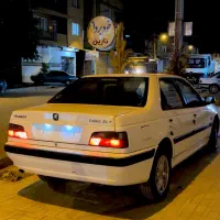 پارس ۹۳ عروسک