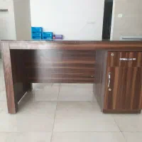 میز مدیریت ۷۰×۱۴۰