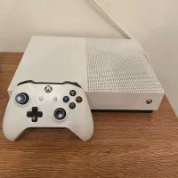 Xbox One s خیلی تمیز