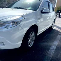 ساندرو اتوماتیک ۹۷ بدون‌رنگ