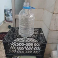 بطری مصرف شده ۴لیتری طبق عکسها