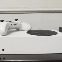Xbox series s|کنسول، بازی ویدئویی و آنلاین|برخوار, |دیوار