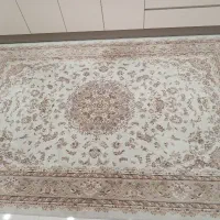 فرش ۶ متری ۷۰۰ شانه تمیز در حد بدون پارگی