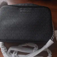 کیف دوشی مایکل کورس (Michael Kors)