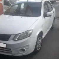 ساینا ۹۶ سالم