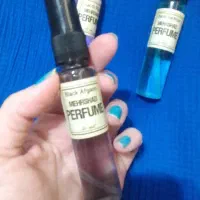 عطر خوشبو ۲۹۰ تومن