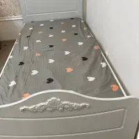 تخت یک نفره نوجوان و پاتختی