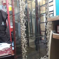 ویترین و آیینه ارایشگاهی