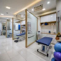 استخدام فیزیوتراپ خانم در کلینیک معتبر