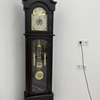 ساعت ایستاده چوبی