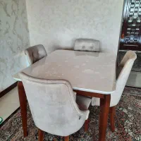 میز ۴ نفره