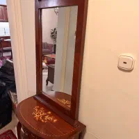 آینه و کنسول