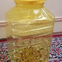 تعدادی دبه خیارشور.سرفلکه ای.گالن۲۰لیتری.برنج