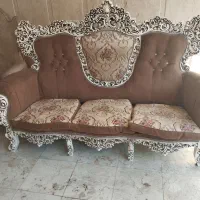 مبل سلطنتی هفت نفره با میز ناهار خوری