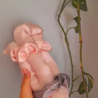 روبالشتی و کرلی روبان ساتن