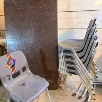 میز و صندلی پلاستیکی