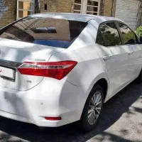 تویوتا کرولا ۲۰۱۵
