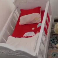دوعددتخت گهواره شو نومناسب سیسمونی