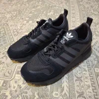 کتونی آدیداس zx700hd سایز ۴۰ ۴۱