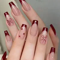 نیازمند مدل ناخن
