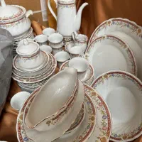 ظروف چینی ژاپنی ۱۲ نفره طلاکوب مناسب جهیزیه