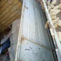 درب حیاط دولنگه همراه با چهارچوب