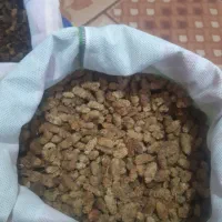 توت خشک و کشمش سیاه