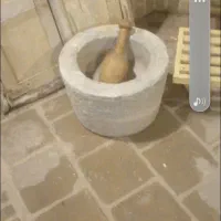 سرکو سنگی قدمت بالای ۱۰۰بادسته چوبی