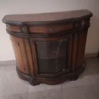 ویترین چوبی