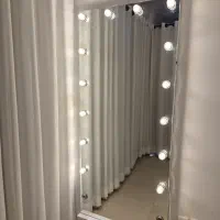 آینه قدی چراغدار
