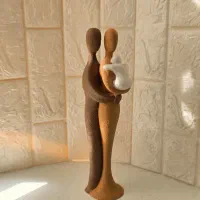 استخدام کارگر رنگ امیز