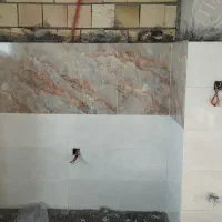 کارگر کاشیکاری