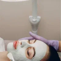 خدمات تخصصی فشیال، پاکسازی و مراقبت پوست