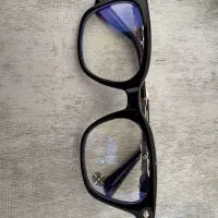 فرم عینک نام برندکروم هارتز