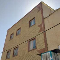 ویلاآپارتمان دوطبقه باپارکینگ وحیاط بزرگ۲۰متری زاد