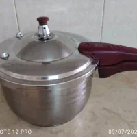 زودپز 6لیتری رویال آلمان سالم درحد نو