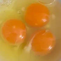 تخم مرغ محلی