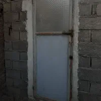 در انبار یا دستشویی