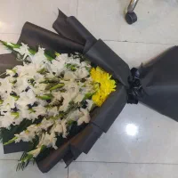 تاج گل و دسته گل ترحیم